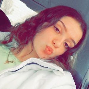 Meet your Posher, Ariana